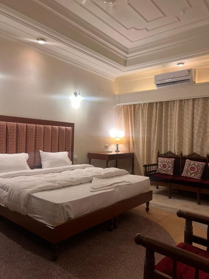 Aavaa Shanti Niwas Varanasi Exterior photo
